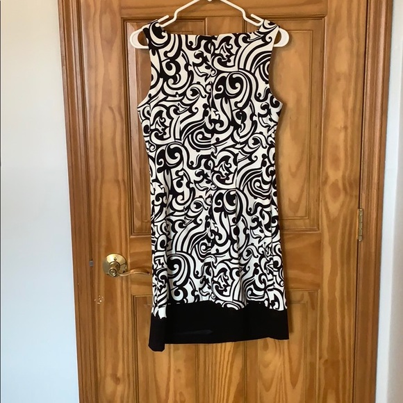 BUSINESS DRESS - Picture 2 of 2